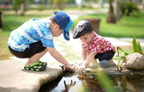 如何给孩子起名字岳姓男孩_岳紫辰名字打多少分测试